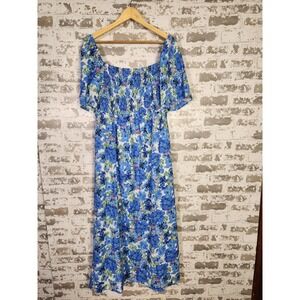 Boho Cottagecore Floral Maxi Dress Size Medium Blue Smocked Vacation Wedding